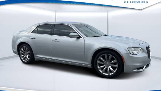 2019 Chrysler 300