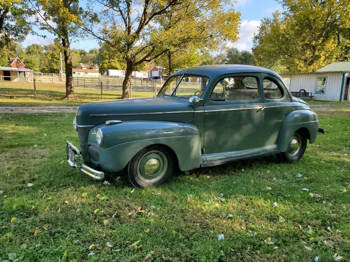 1941 ford long door coupe