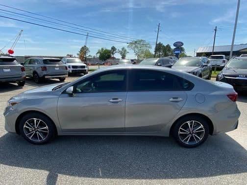 2022 kia forte lxs in albany, georgia