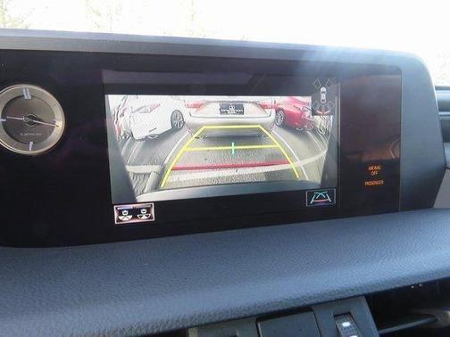 2021 lexus es 250 in milwaukee, wisconsin