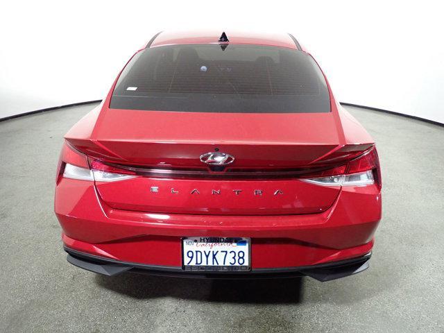 2022 hyundai elantra sel