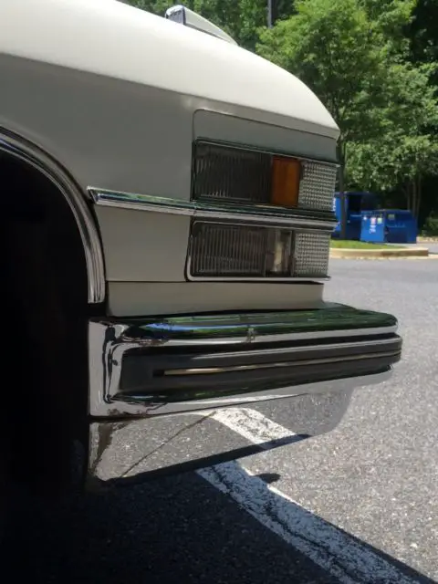 1974 cadillac deville / clean / no reserve ---- 35k miles