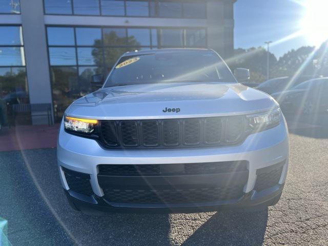 2023 jeep grand cherokee l altitude