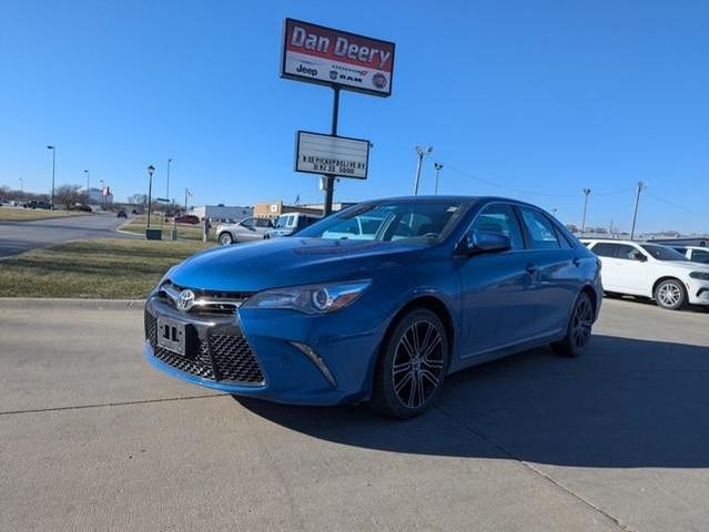 2016 toyota camry se w/special edition pkg