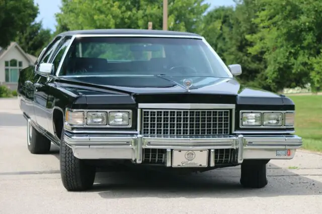 beautiful 1976 fleetwood brougham