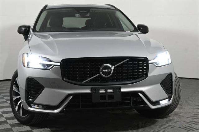 2024 volvo xc60 b5 plus dark theme