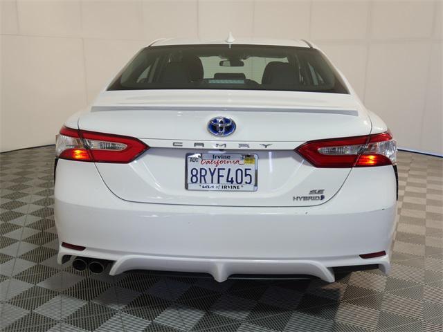 2020 toyota camry se