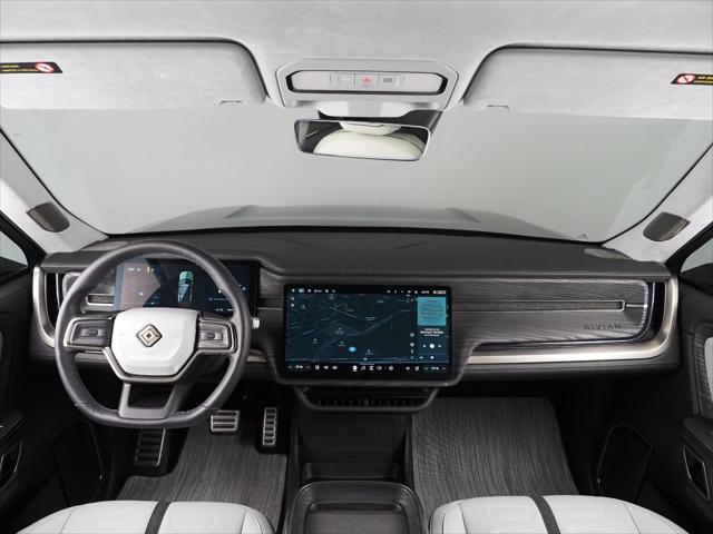 2023 rivian r1s adventure