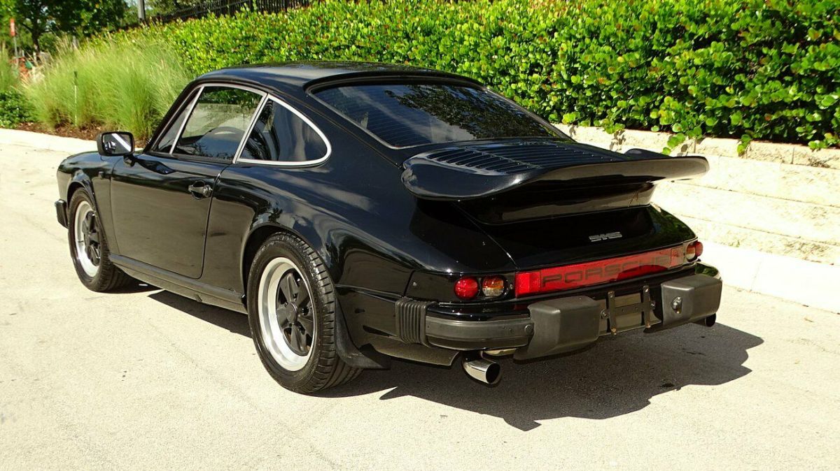 1976 porsche 911s whale tail body 3.0 engine in great condition inside an out