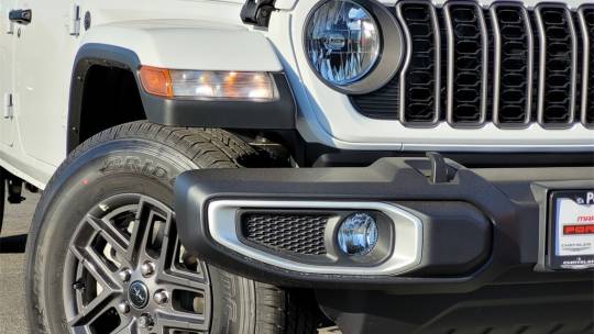 2024 Jeep Gladiator