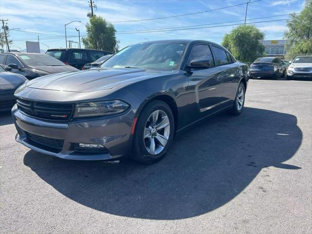 2016 dodge charger sxt