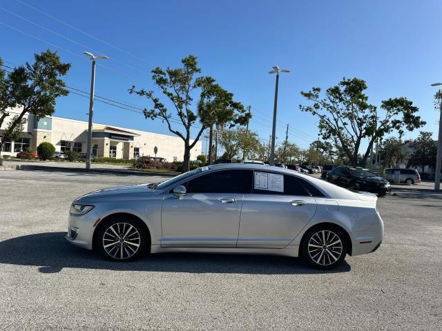 2017 lincoln mkz premiere