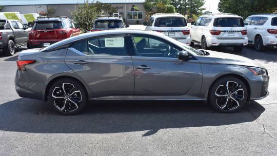 2025 Nissan Altima