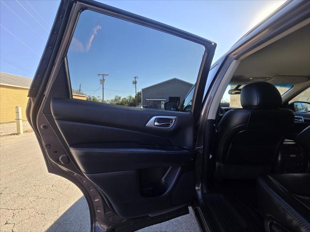 2016 nissan pathfinder s