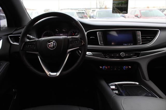 2023 buick enclave essence fwd