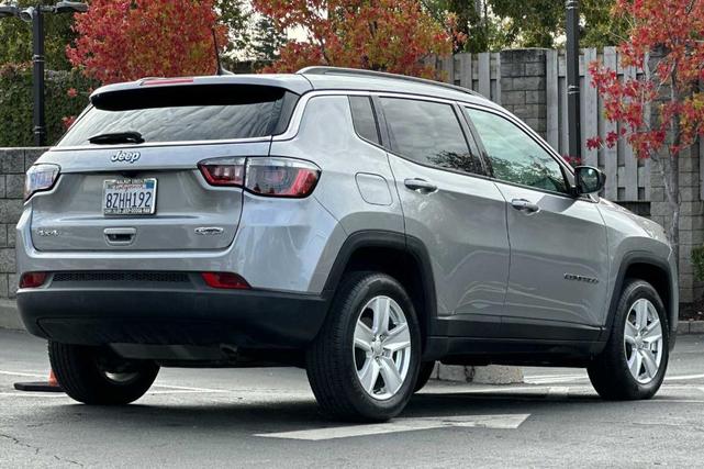 2022 jeep compass latitude