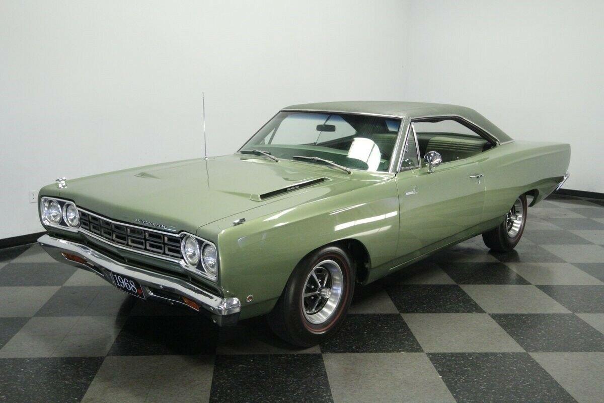 1968 plymouth road runner 383 c.i. v8 hardtop