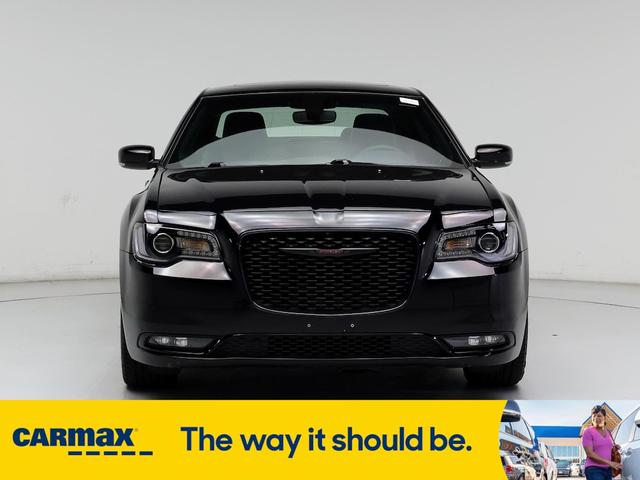 2023 chrysler 300 s