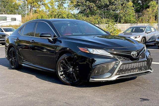 2021 toyota camry xse
