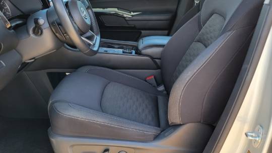 2023 nissan pathfinder sv
