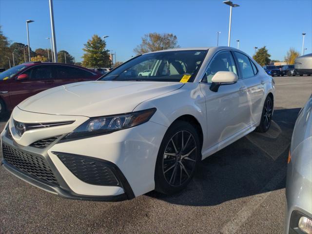 2023 toyota camry se