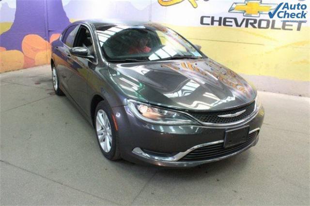 2016 chrysler 200 limited