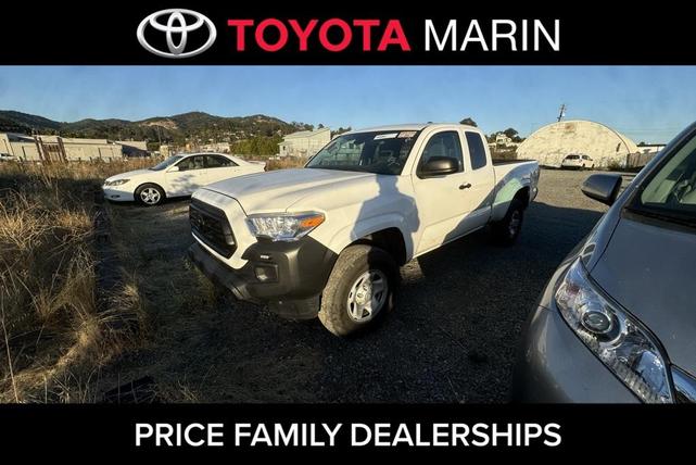 2022 toyota tacoma sr