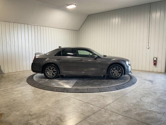 2018 chrysler 300 s
