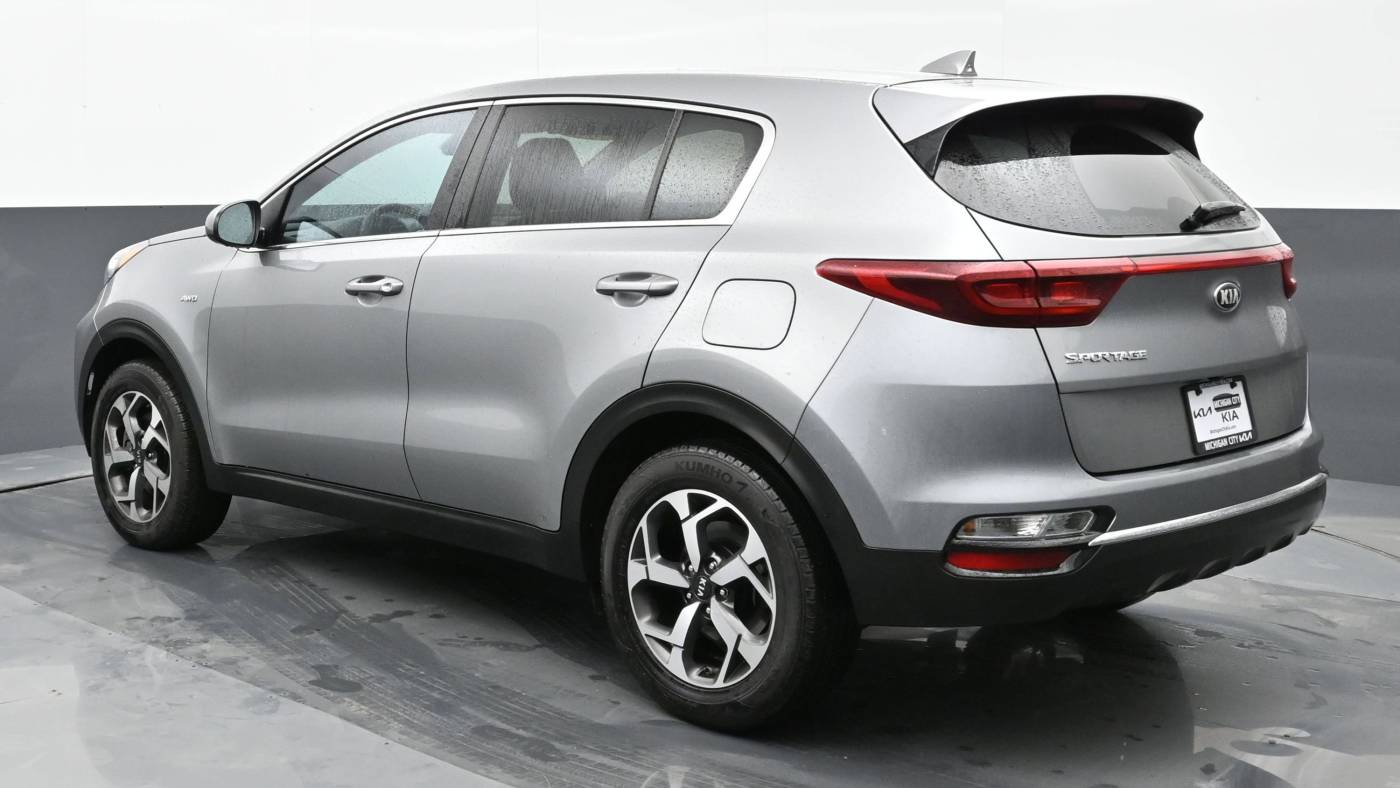 2022 kia sportage lx