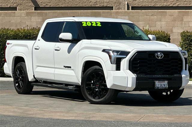 2022 toyota tundra sr5