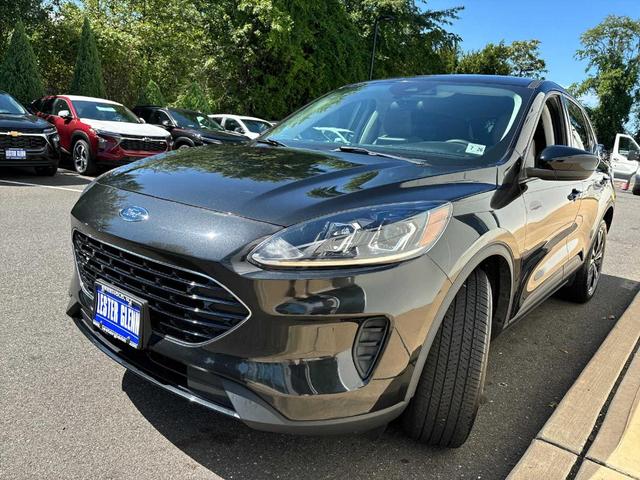 2021 ford escape se