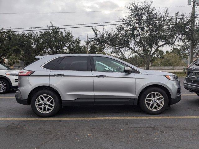 2022 ford edge sel