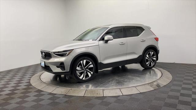 2023 volvo xc40 b5 ultimate bright theme