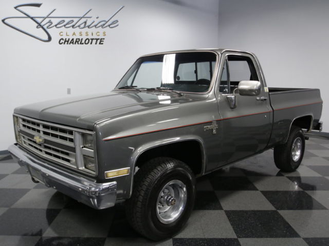 ca truck, 86k mi, 350 v8, 4spd auto, 4x4, cold ac, pwr win/locks, very sharp fun