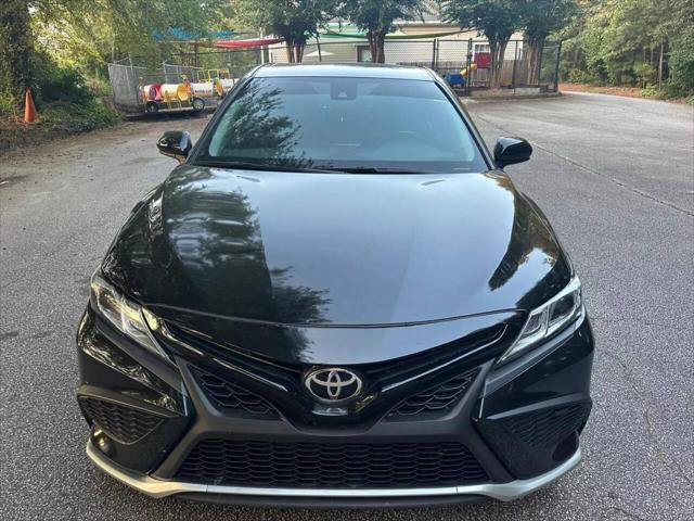 2021 toyota camry se