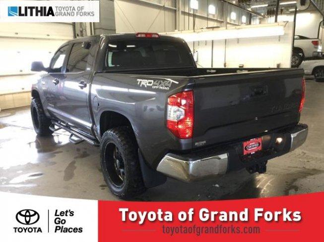 2016 toyota tundra 4x4 crewmax sr5 for sale in grand forks, north dakota