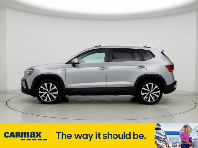 2022 volkswagen taos se