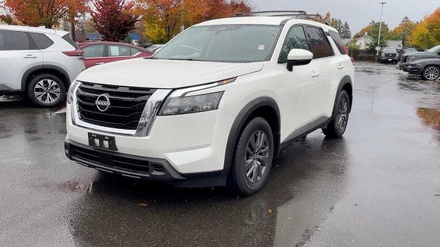2023 nissan pathfinder sv