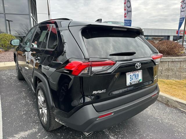 2021 toyota rav4 xle premium