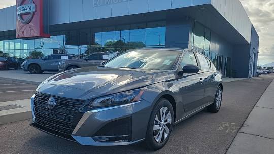 2025 Nissan Altima