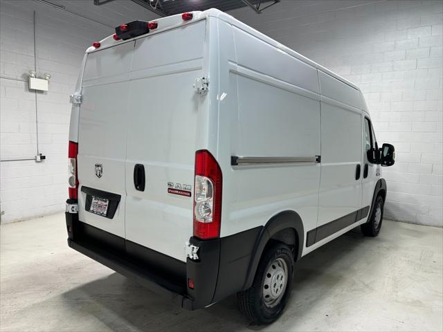 2022 ram promaster 2500 high roof