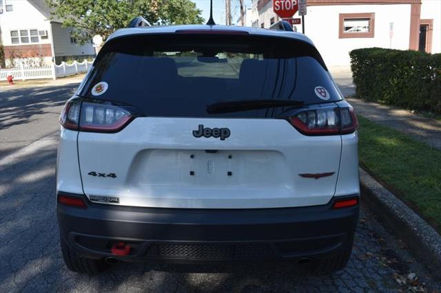 2022 jeep cherokee trailhawk
