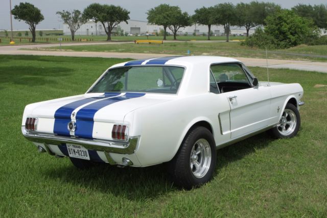 1964.5 ford mustang