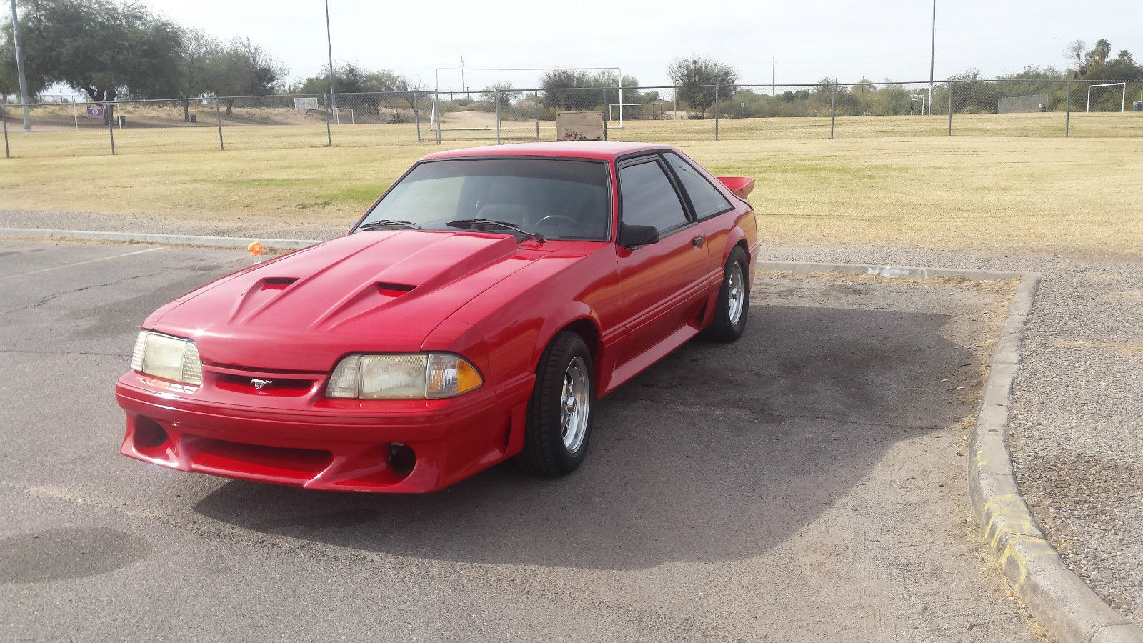 1989 ford mustang lx hatchback 2-door 5.0l