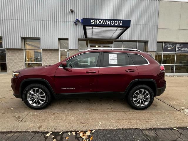 2021 jeep cherokee latitude lux