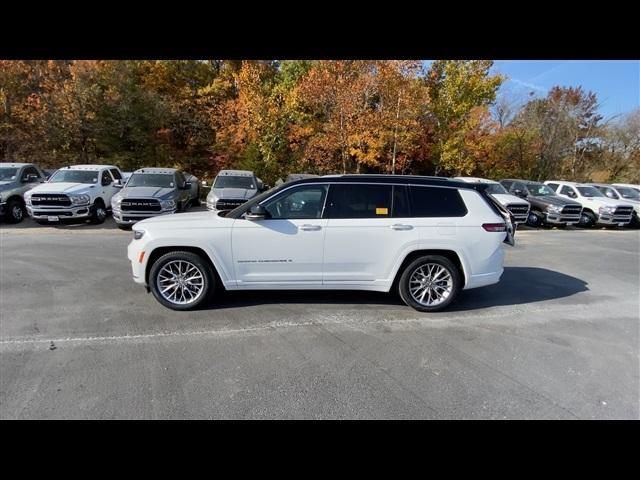 2023 jeep grand cherokee l summit