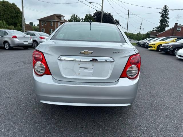 2016 chevrolet sonic lt