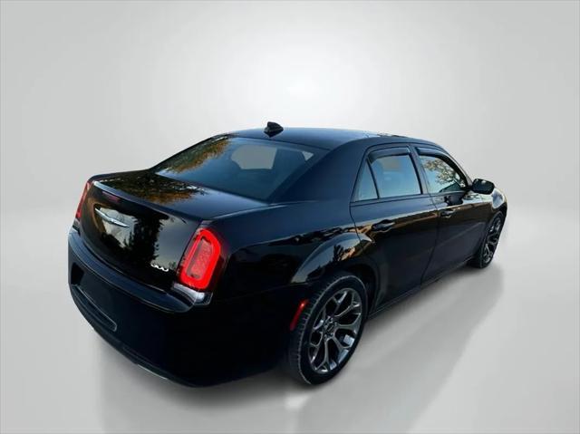 2018 chrysler 300 touring