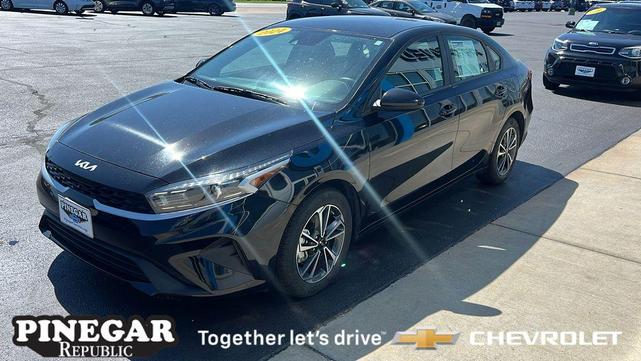 2024 kia forte lxs