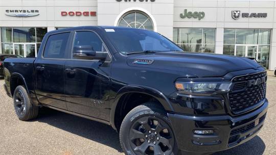 new 2025 ram 1500 big horn crew cab 5'7" box 4wd